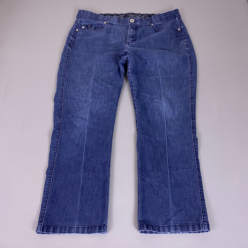 Lee Jeans Women's Size 16 Petite Blue No Gap Waistband  Straight Leg Denim